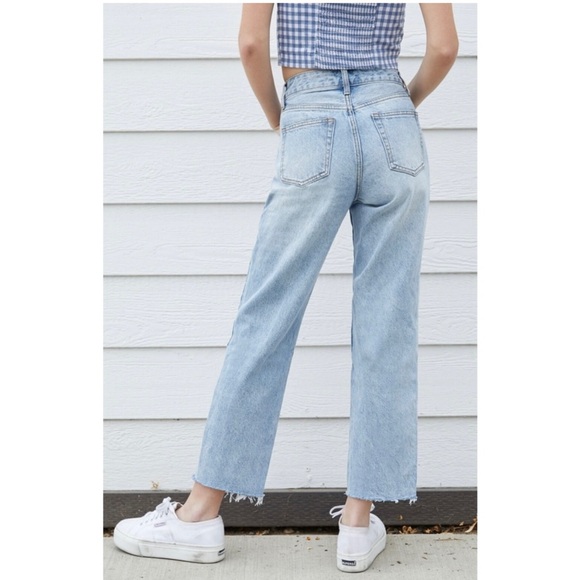 JOHN GALT FROM BRANDY MELVILLE LIGHT WASH DENIM JEANS BUTTONS CLOSURE SIZE XS - Picture 3 of 13